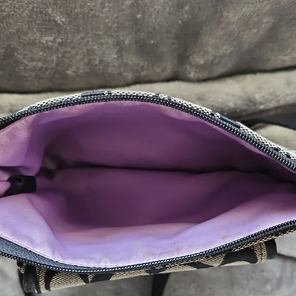 Coach Signature Black and Gray Crossbody Bag - Picture 4 of 5